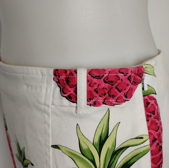 ROSY RED PINEAPPLE SKIRT - Picture 6 of 7
